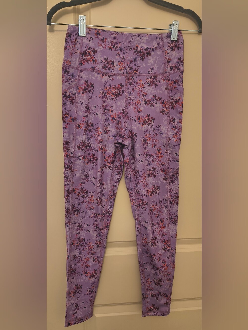 Laundry By Shelli Segal Purple Floral Leggings